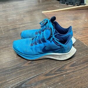 Nike Pegasus 37 size 8